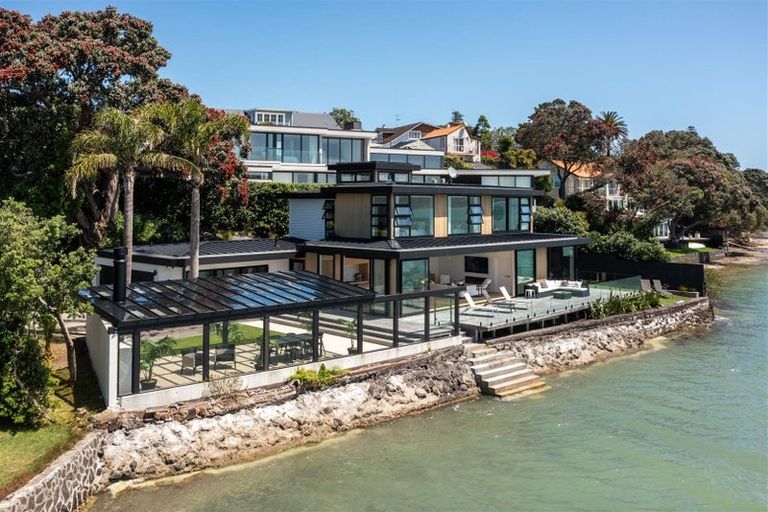 Photo of property in 17 Lansdowne Street, Bayswater, Auckland, 0622