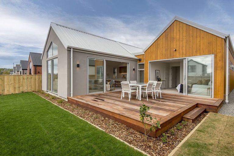 Photo of property in 3/1 Hebe Lane, Northwood, Christchurch, 8051