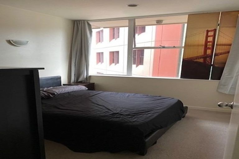 Photo of property in Terrace Tower Apartments, 8b/126 The Terrace, Wellington Central, Wellington, 6011