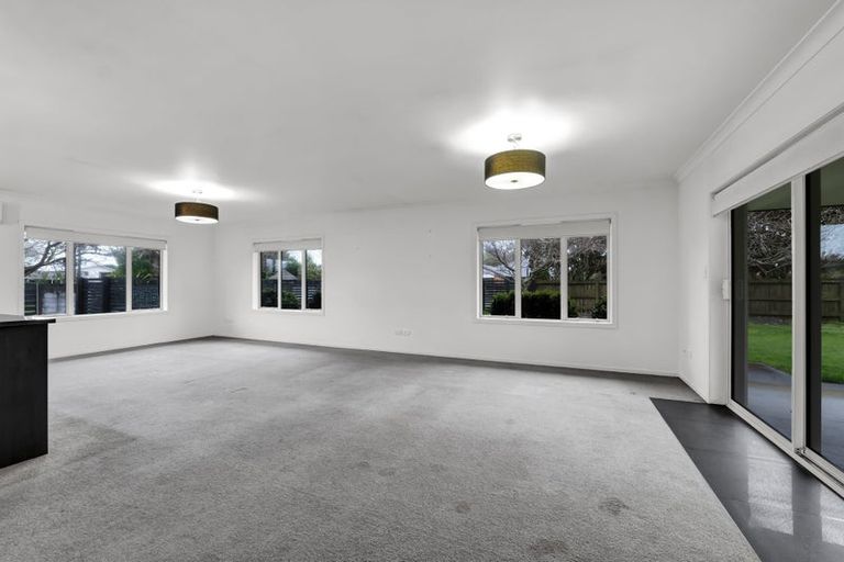 Photo of property in 92b Fairfield Road, Hawera, 4610