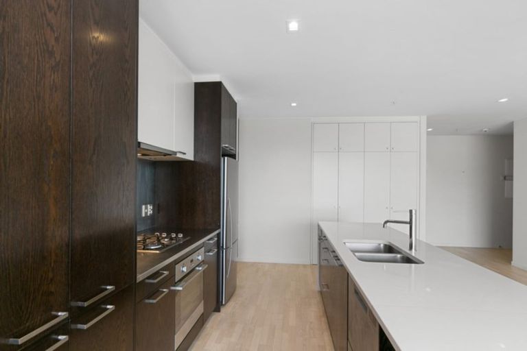 Photo of property in Chews Lane Apartments, 14e/9 Chews Lane, Wellington Central, Wellington, 6011