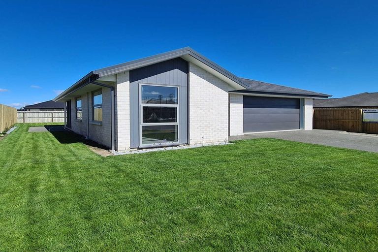 Photo of property in 61 Stud Road, Yaldhurst, Christchurch, 8042