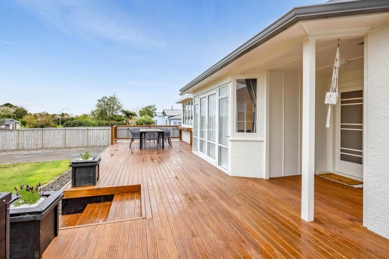 Photo of property in 13 Konini Street, Inglewood, 4330