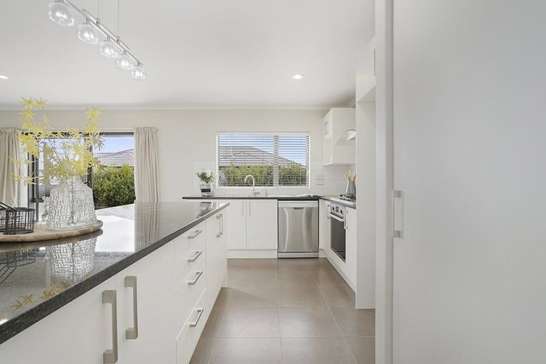 Photo of property in 9 Wessex Place, Rototuna North, Hamilton, 3210