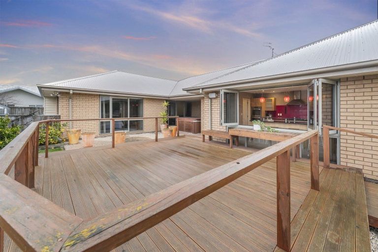 Photo of property in 2 Boulez Mews, Rolleston, 7614