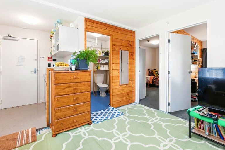 Photo of property in Martin Square Apartments, 314/20 Martin Square, Te Aro, Wellington, 6011