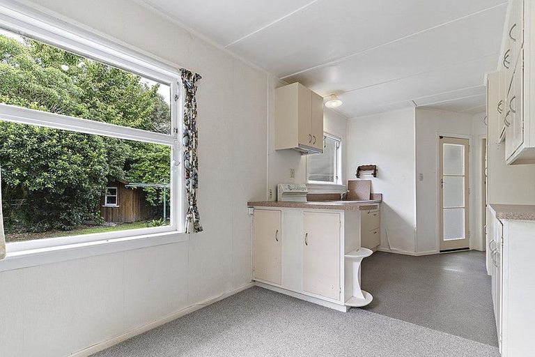 Photo of property in 31 Fox Street, Featherston, 5710
