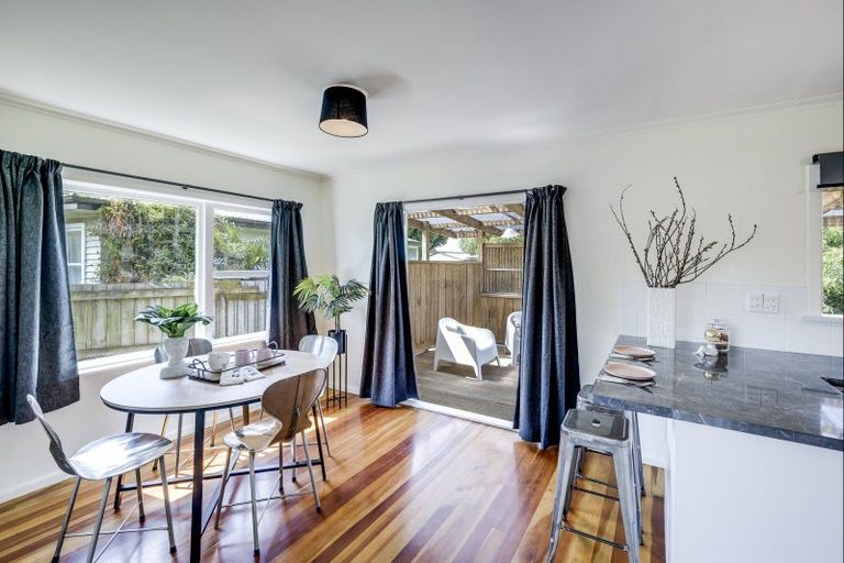 Photo of property in 40 James Foley Avenue, Pirimai, Napier, 4112