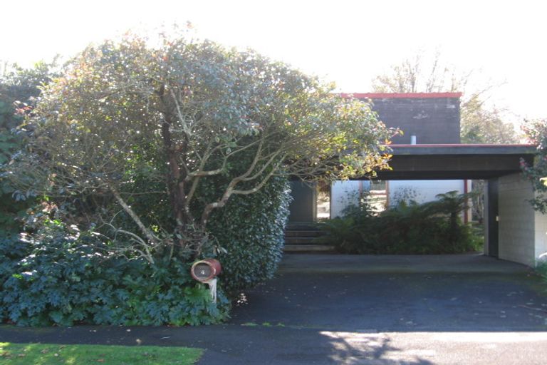 Photo of property in 4 Golf Grove, St Andrews, Hamilton, 3200