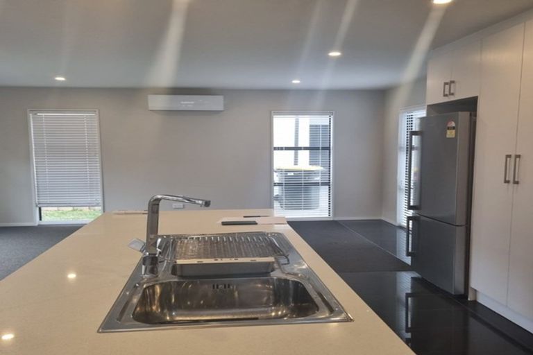 Photo of property in 12b Broadbent Street, Riccarton, Christchurch, 8041