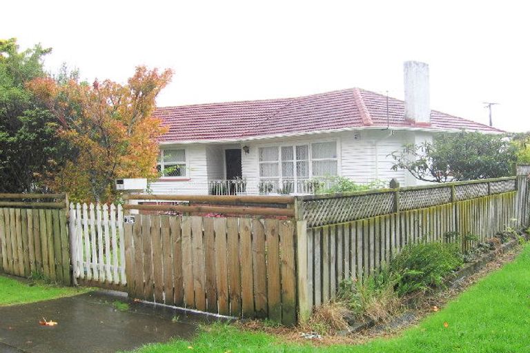Photo of property in 16 Pakuranga Road, Pakuranga, Auckland, 2010
