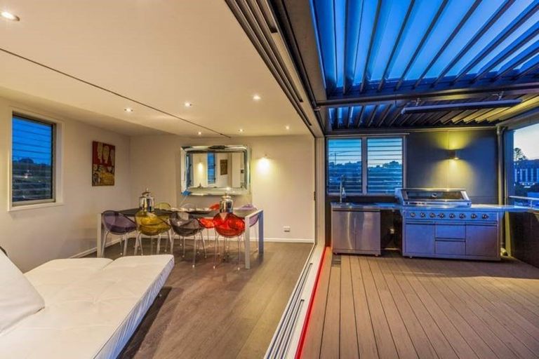 Photo of property in 2 Augustus Terrace, Parnell, Auckland, 1052