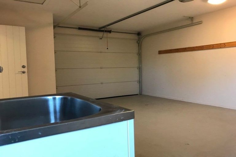 Photo of property in 41b Vivian Street, Burwood, Christchurch, 8083