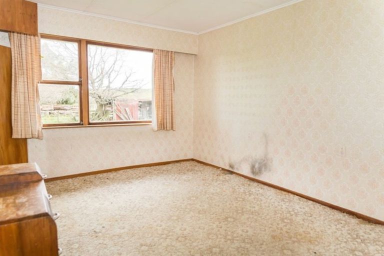 Photo of property in 21 Taradale Road, Dannevirke, 4930