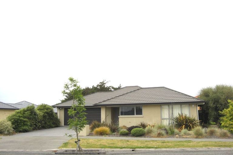 Photo of property in 6 Puhara Avenue, Parklands, Christchurch, 8083