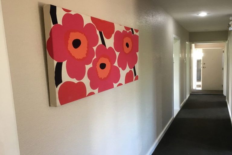 Photo of property in 1/10 Springhill Street, Avonhead, Christchurch, 8042