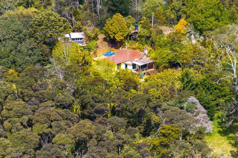 Photo of property in 285 Muriwai Road, Waimauku, 0881