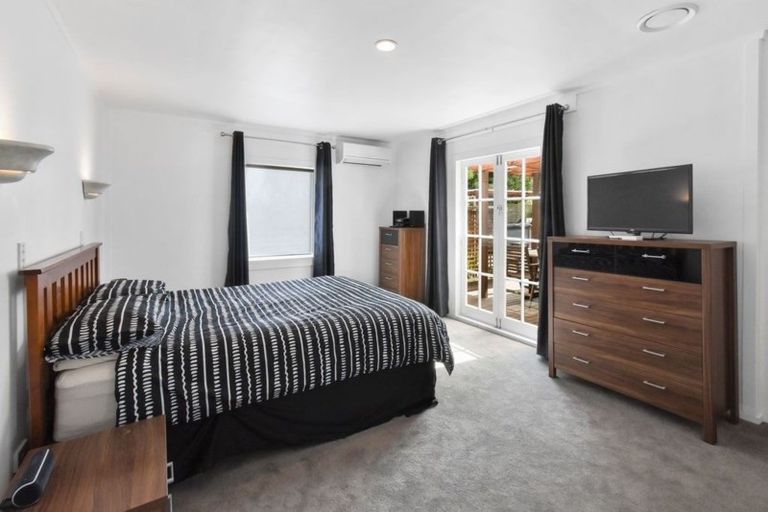 Photo of property in 27 Stevenson Road, Clarks Beach, 2122