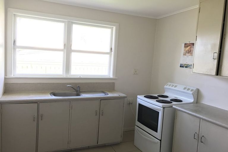 Photo of property in 2/42 Halsey Road, Manurewa, Auckland, 2102