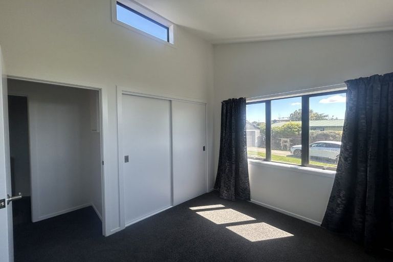 Photo of property in 29 Chadwick Place, Highbury, Palmerston North, 4412