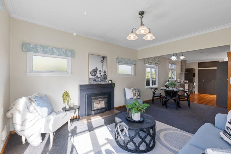 Photo of property in 16 Ihle Street, Terrace End, Palmerston North, 4410