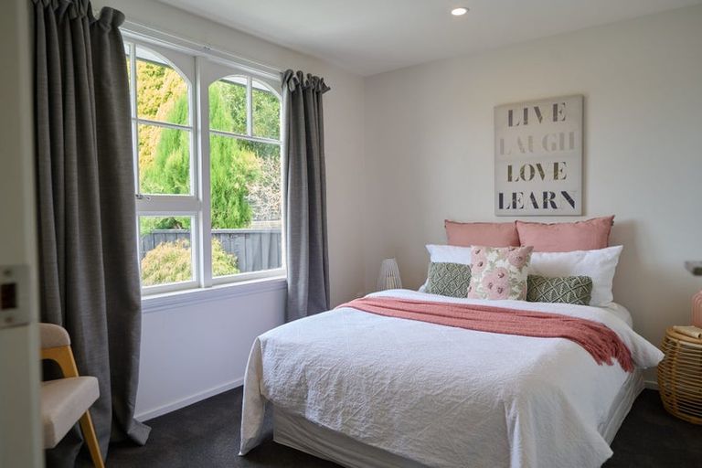 Photo of property in 2/484 Ilam Road, Bryndwr, Christchurch, 8052