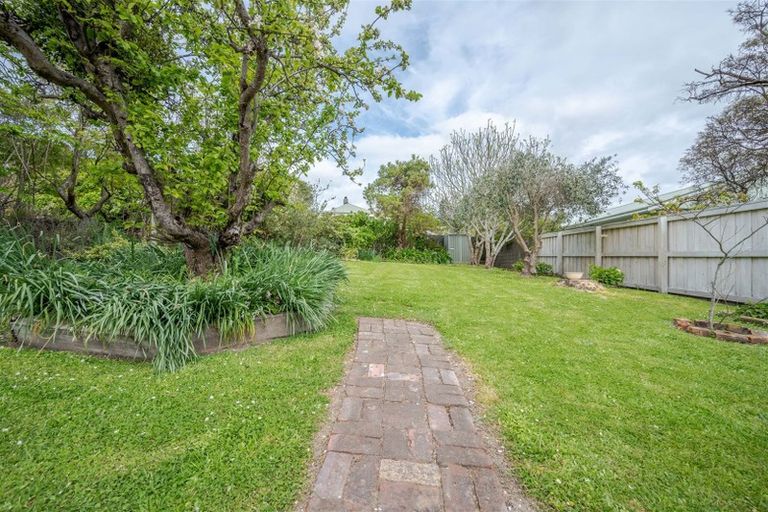 Photo of property in 20 Percy Street, Akaroa, 7520