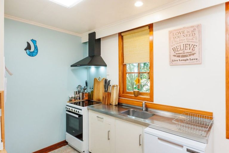 Photo of property in 47 Station Road, Marton, 4710