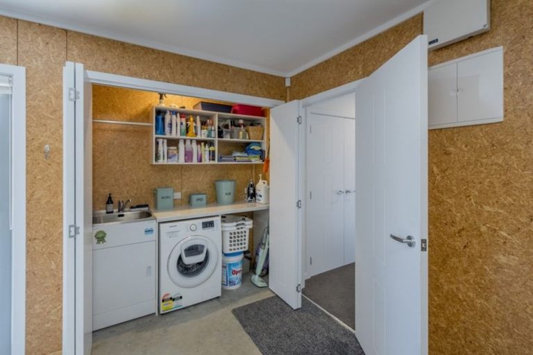 Photo of property in 2 Kilsby Place, Levin, 5510