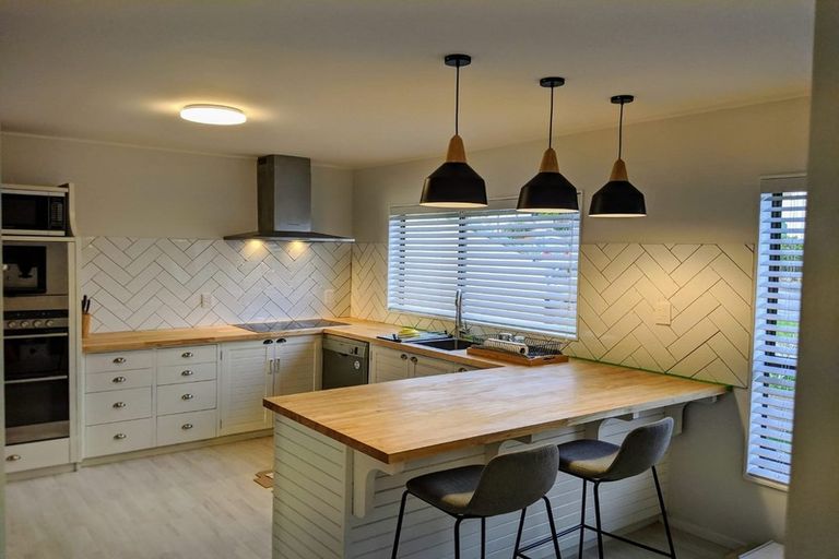 Photo of property in 3 Tregear Place, Camborne, Porirua, 5026