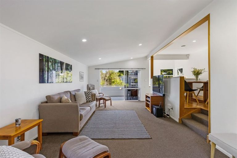 Photo of property in 73 Saffron Street, Birkdale, Auckland, 0626