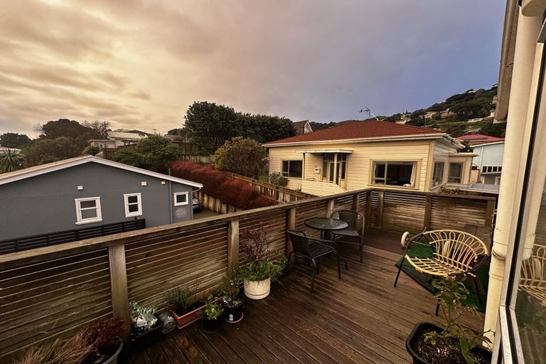 Photo of property in 22 Tamar Street, Island Bay, Wellington, 6023
