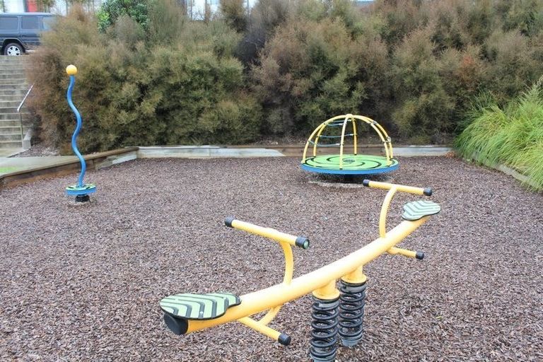 Photo of property in 60 Makamaka Lane, Albany Heights, Auckland, 0632