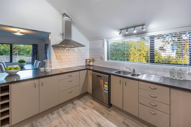 Photo of property in 2 Townshend Crescent, Halswell, Christchurch, 8025