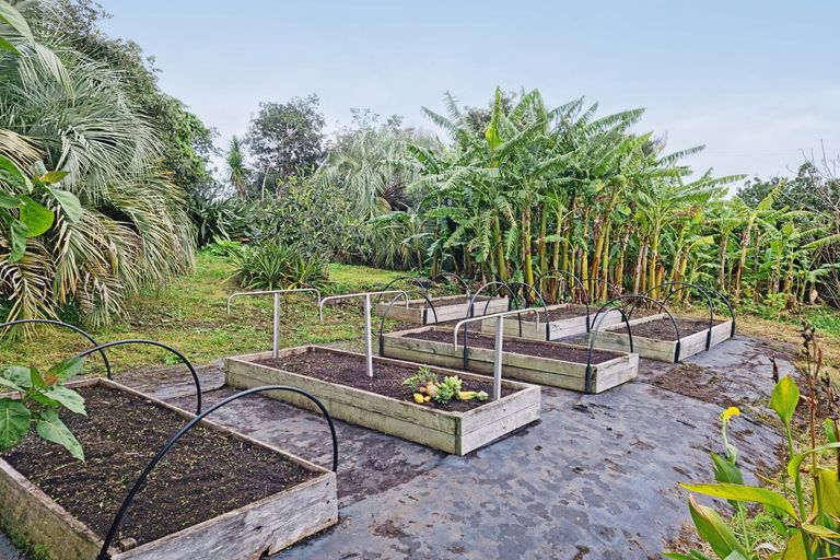 Photo of property in 32 Waterview Crescent, Kaiwaka, 0573