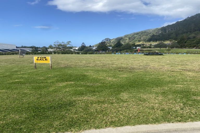 Photo of property in 5 Ian Hopper Way, Pauanui, 3579