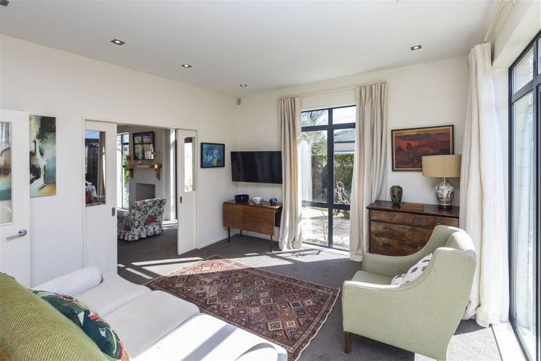 Photo of property in 5 Elmwood Road, Strowan, Christchurch, 8052