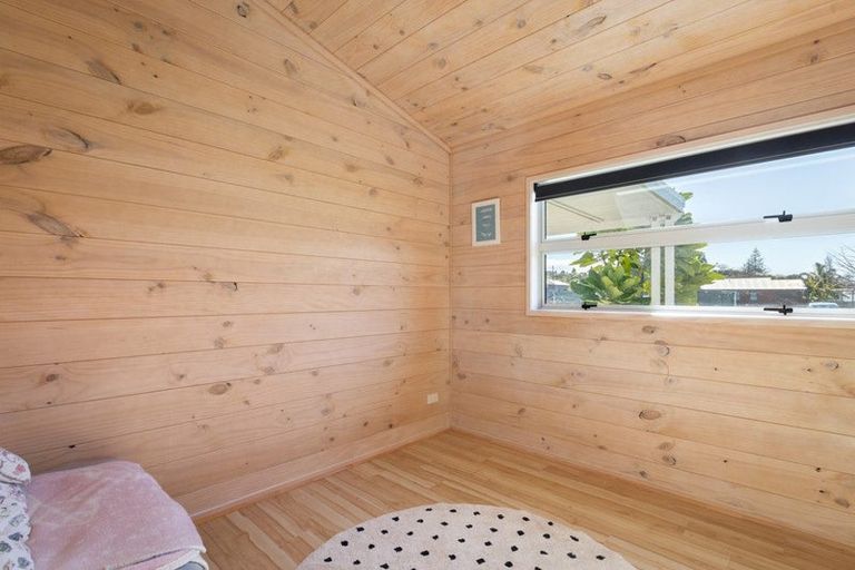 Photo of property in 28 Sandleigh Drive, Athenree, Katikati, 3177