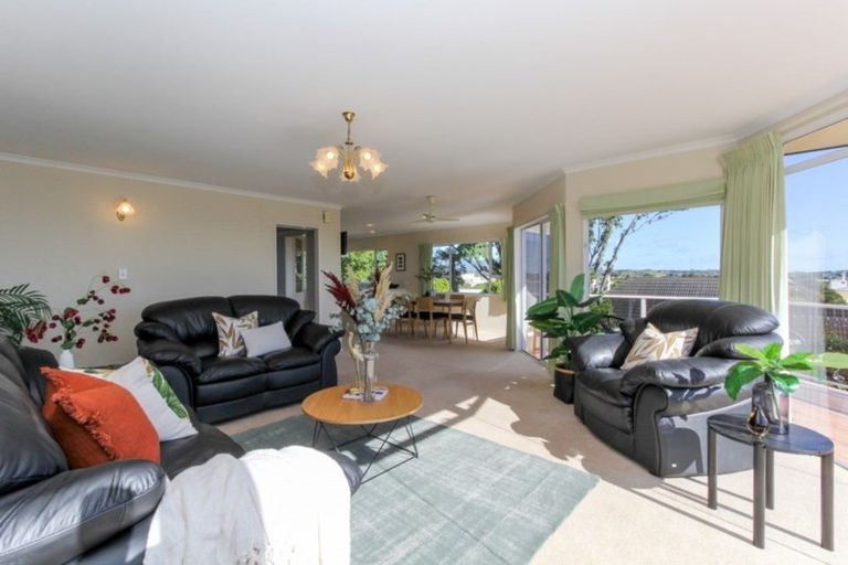 Photo of property in 16d Burns Street, Westown, New Plymouth, 4310