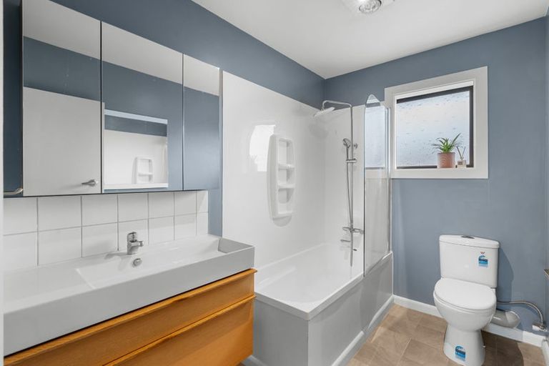 Photo of property in 73 Condell Avenue, Papanui, Christchurch, 8053