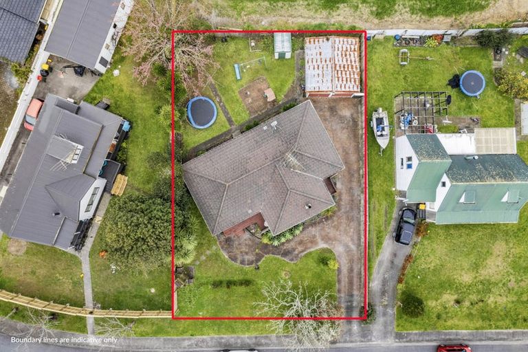 Photo of property in 43 Bellfield Road, Opaheke, Papakura, 2113