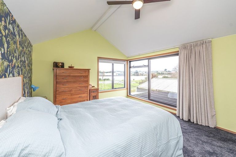 Photo of property in 76 Putiki Drive, Putiki, Whanganui, 4500