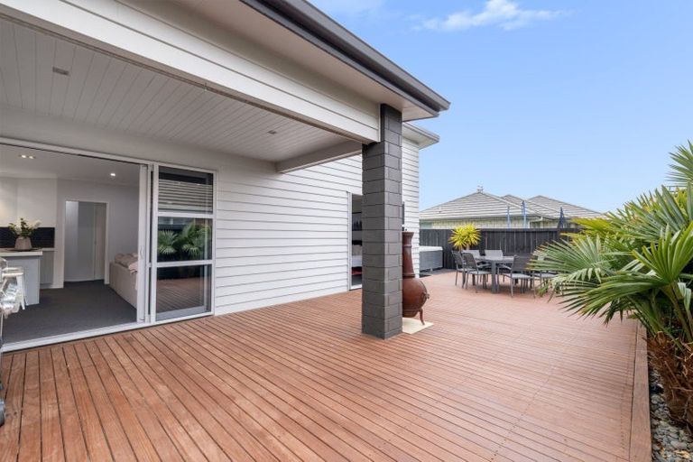 Photo of property in 88 Golden Sands Drive, Papamoa Beach, Papamoa, 3118