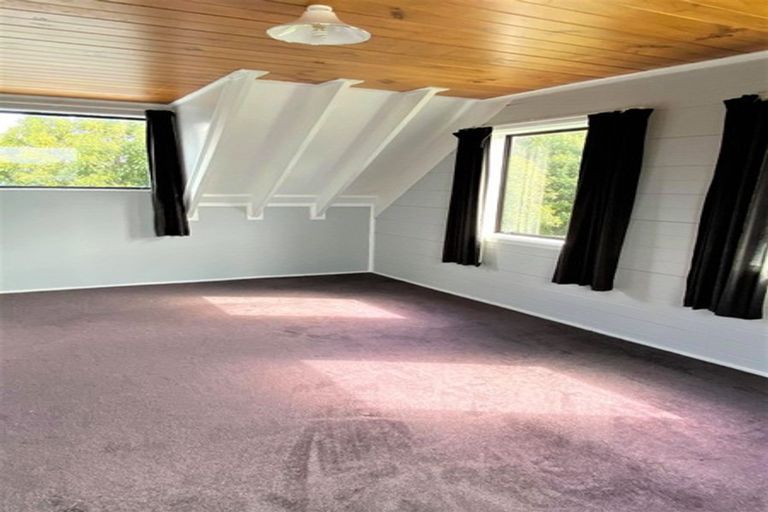 Photo of property in 32 Lyon Street, Featherston, 5710