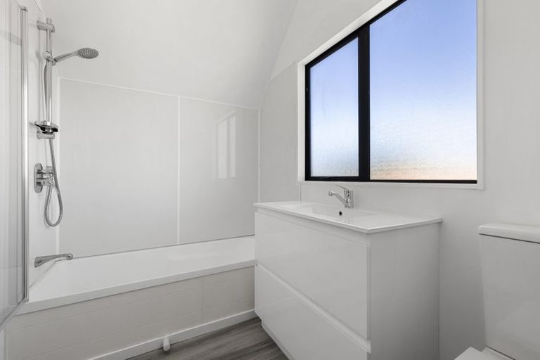 Photo of property in 21a Rimmington Drive, Hamilton Lake, Hamilton, 3204