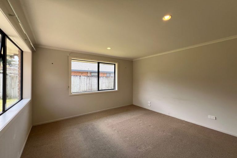 Photo of property in 17 Arundel Place, Nawton, Hamilton, 3200