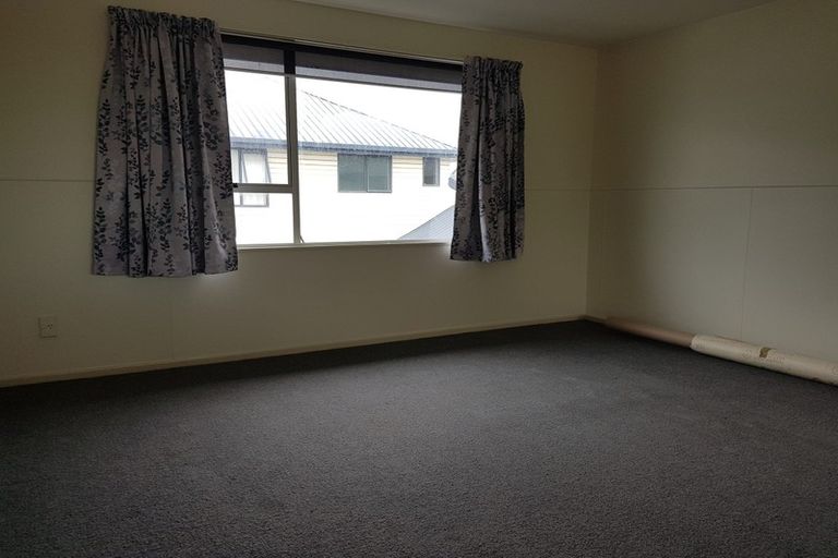 Photo of property in 2/72 Fairfield Avenue, Addington, Christchurch, 8024