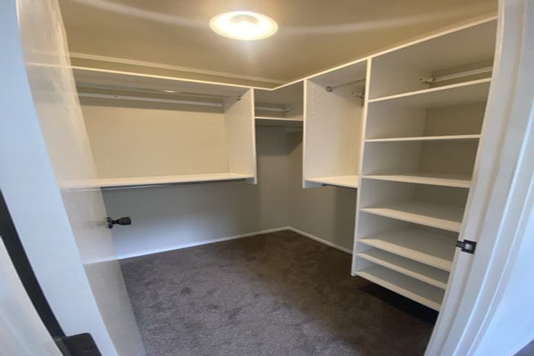 Photo of property in 21 Septimus Place, Henderson, Auckland, 0612