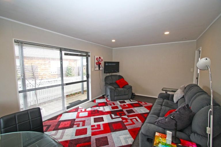Photo of property in 47 Gilbert Street, New Plymouth, 4310
