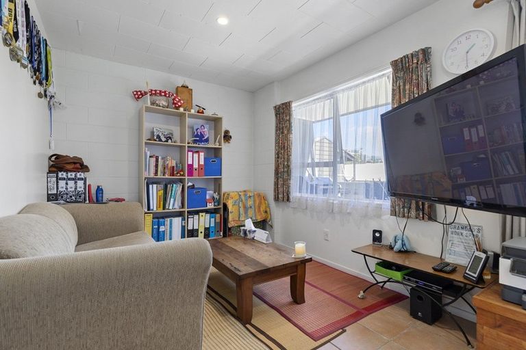 Photo of property in 8/6 Opoia Drive, Hamilton East, Hamilton, 3216